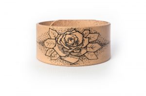 Anne Sancey - bracelet tatoué motif Rose